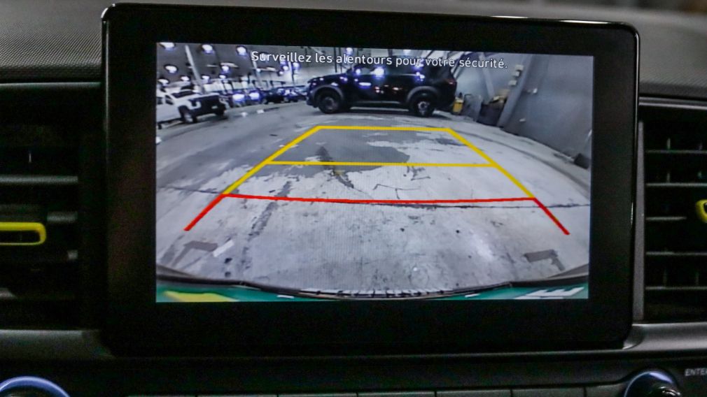 Hyundai Venue Trend w/Urban Pkg/Grey-Lime Interior 2020 d&rsquo;occasion à vendre - 11