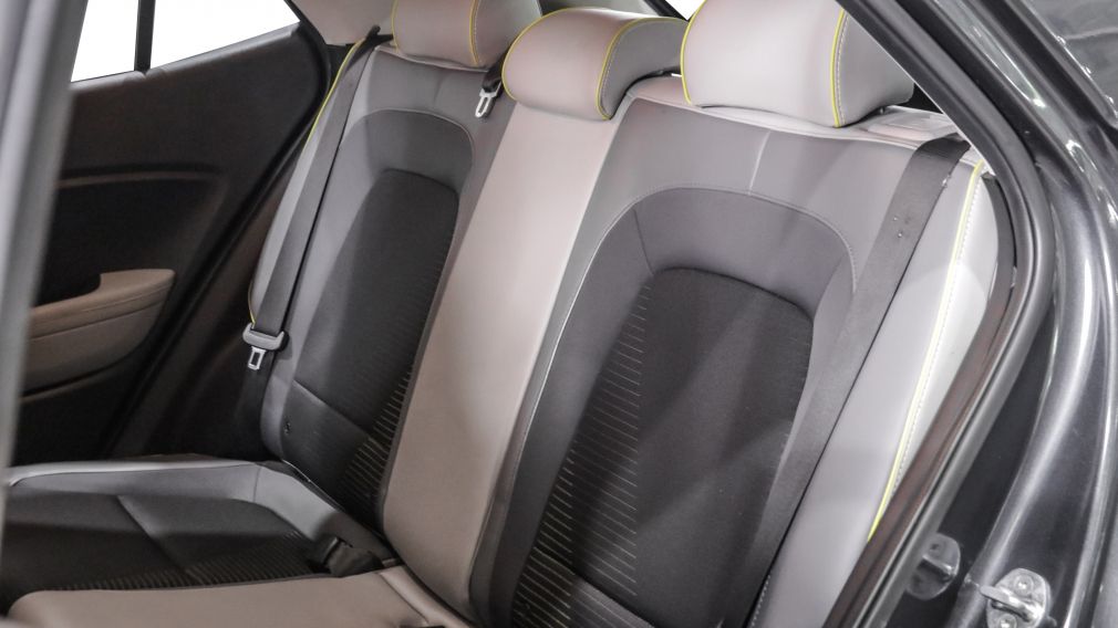 Hyundai Venue Trend w/Urban Pkg/Grey-Lime Interior 2020 d&rsquo;occasion à vendre - 19