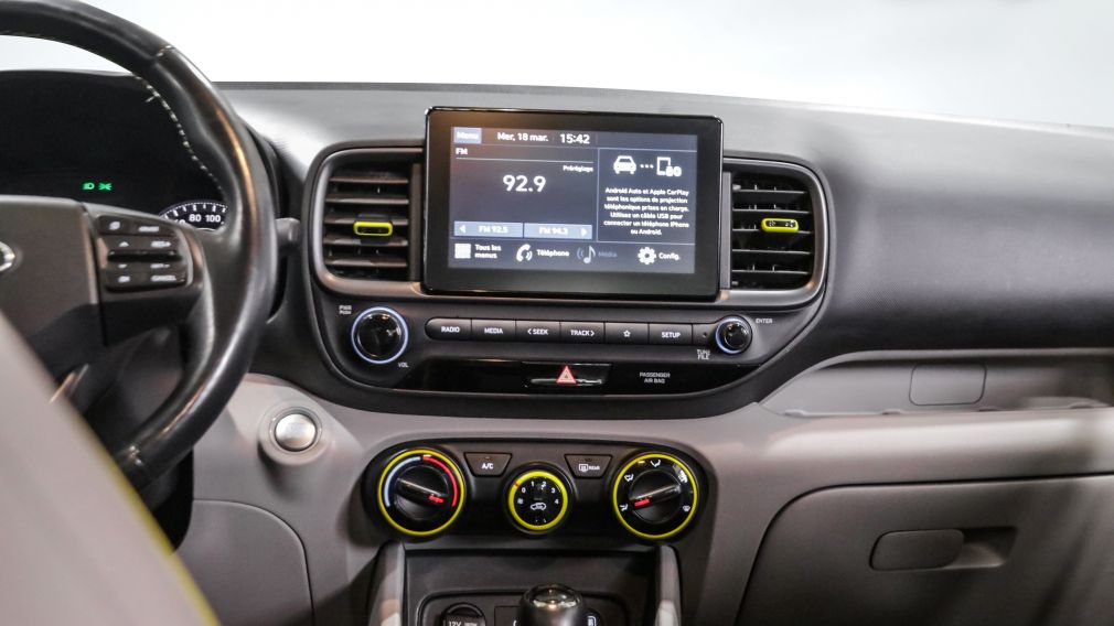 Hyundai Venue Trend w/Urban Pkg/Grey-Lime Interior 2020 d&rsquo;occasion à vendre - 22
