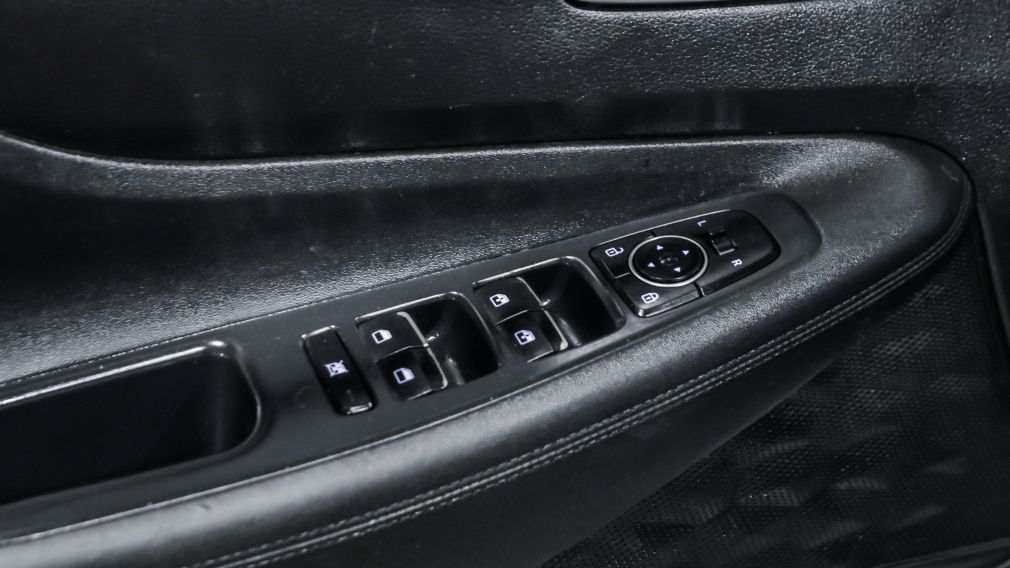 Hyundai Santa Fe Essential 2019 d&rsquo;occasion à vendre - 9