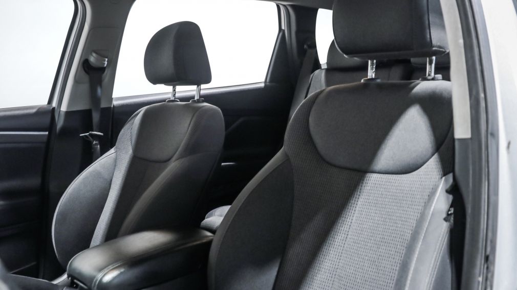 Hyundai Santa Fe Essential 2019 d&rsquo;occasion à vendre - 11