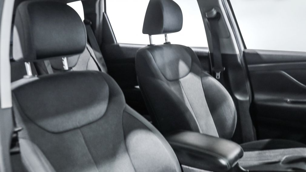 Hyundai Santa Fe Essential 2019 d&rsquo;occasion à vendre - 21