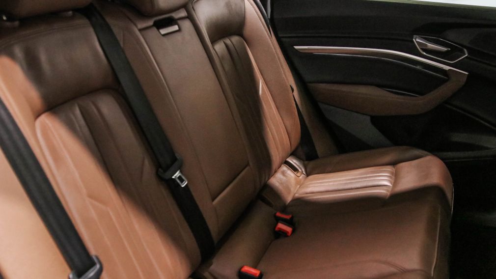 Audi e-tron Progressiv 2022 d&rsquo;occasion à vendre - 23