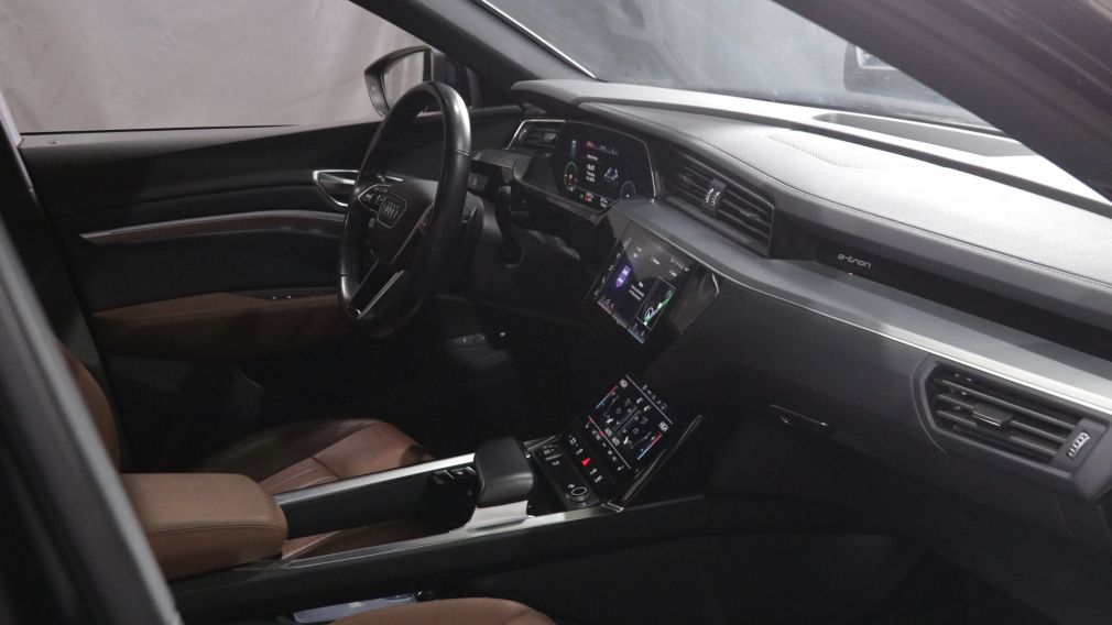 Audi e-tron Progressiv 2022 d&rsquo;occasion à vendre - 23