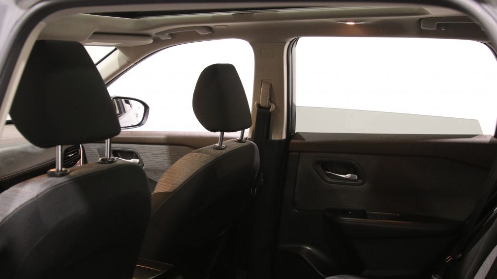 Nissan Rogue SV 2022 d&rsquo;occasion à vendre - 18