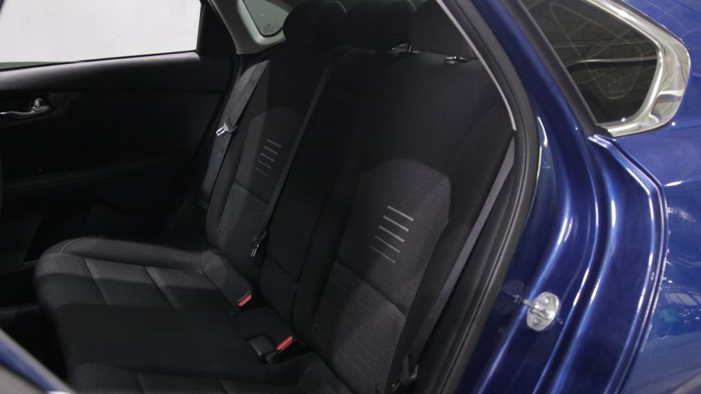 Kia Forte EX 2019 d&rsquo;occasion à vendre - 17
