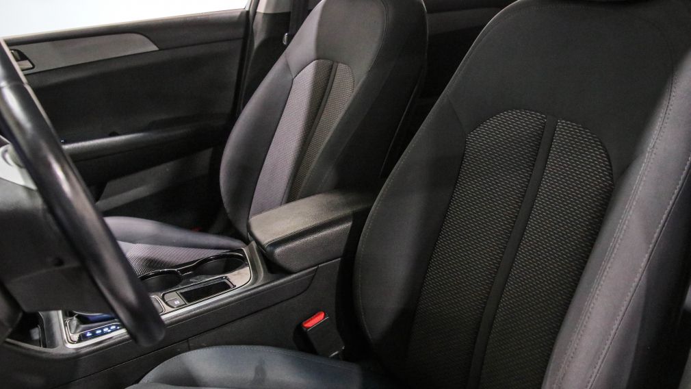 Hyundai Sonata Essential 2019 d&rsquo;occasion à vendre - 10