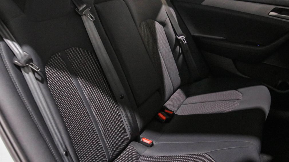 Hyundai Sonata Essential 2019 d&rsquo;occasion à vendre - 22