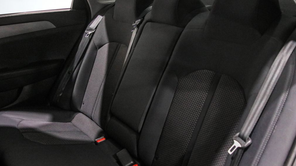 Hyundai Sonata Essential 2019 d&rsquo;occasion à vendre - 23