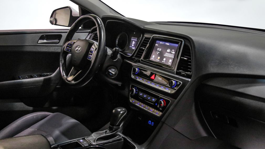 Hyundai Sonata Essential 2019 d&rsquo;occasion à vendre - 25