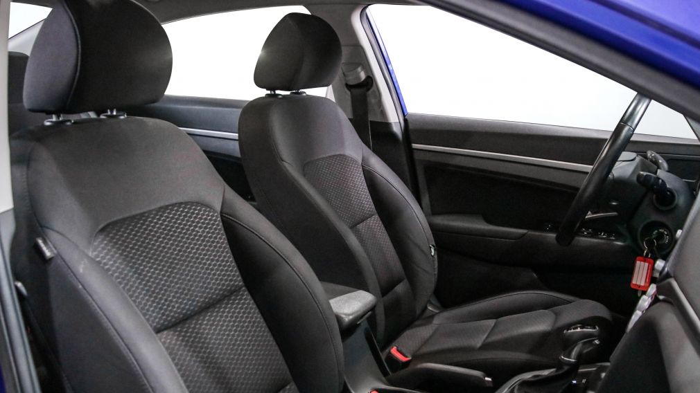 Hyundai Elantra Preferred 2020 à vendre à Donnacona - 21