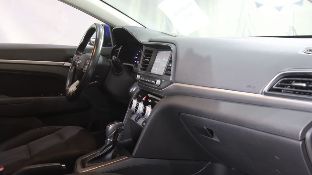Hyundai Elantra Preferred w/Sun & Safety Package 2020 d&rsquo;occasion à vendre - 25