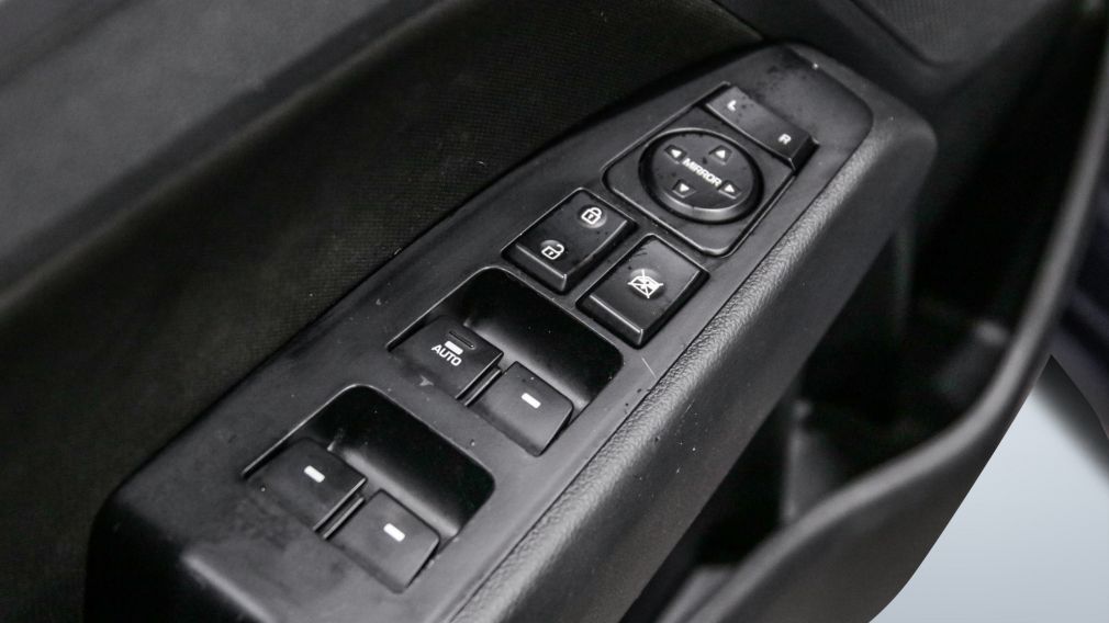 Hyundai Elantra Preferred w/Sun & Safety Package 2020 à vendre à Donnacona - 9