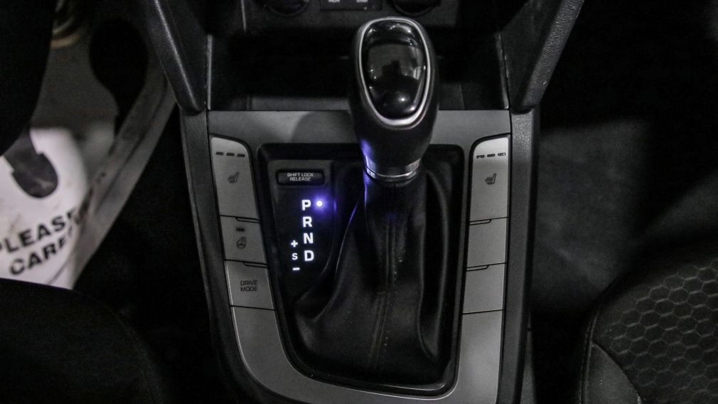 Hyundai Elantra Preferred w/Sun & Safety Package 2020 à vendre à Donnacona - 18