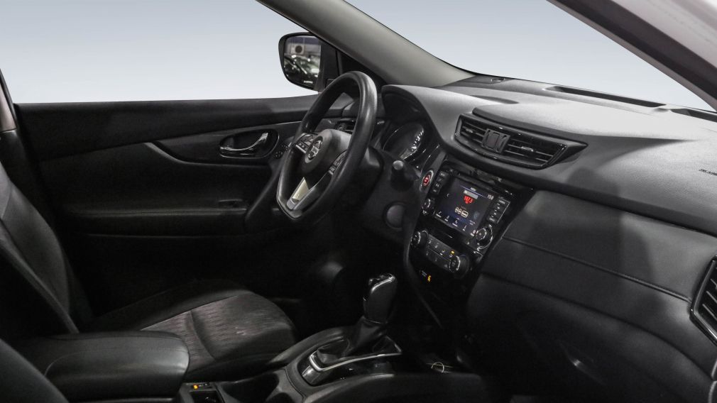 Nissan Rogue SV 2019 d&rsquo;occasion à vendre - 24
