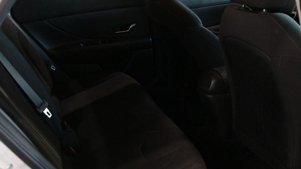 Hyundai Elantra Preferred 2021 d&rsquo;occasion à vendre - 21