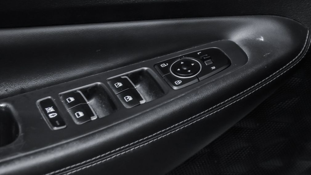 Hyundai Santa Fe Preferred 2020 d&rsquo;occasion à vendre - 11