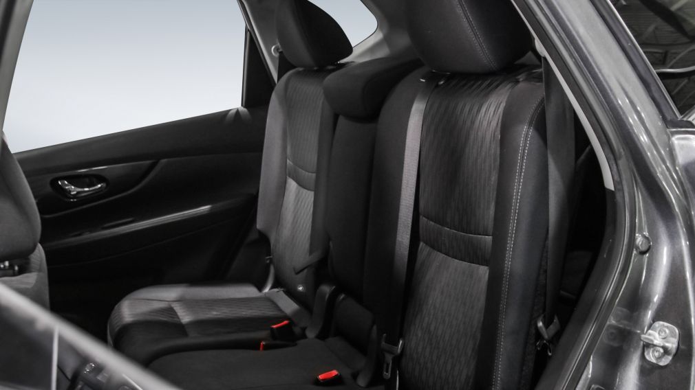 Nissan Rogue SV 2019 d&rsquo;occasion à vendre - 18