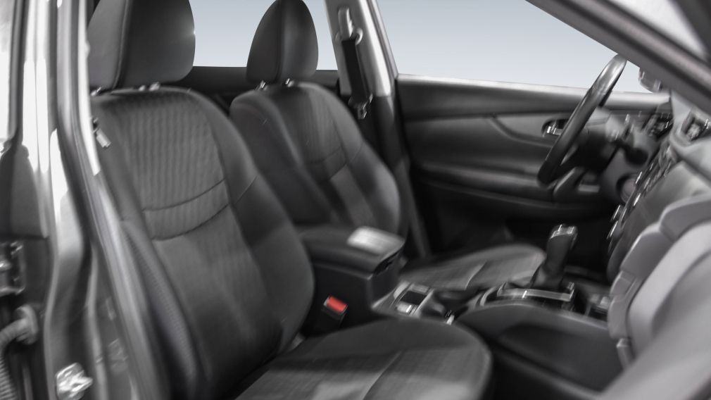Nissan Rogue SV 2019 d&rsquo;occasion à vendre - 23