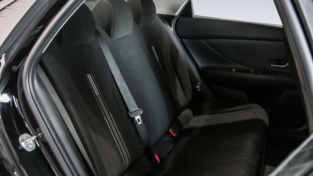 Hyundai Elantra Preferred 2021 d&rsquo;occasion à vendre - 19