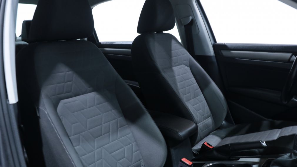 Volkswagen Passat Comfortline 2020 d&rsquo;occasion à vendre - 21