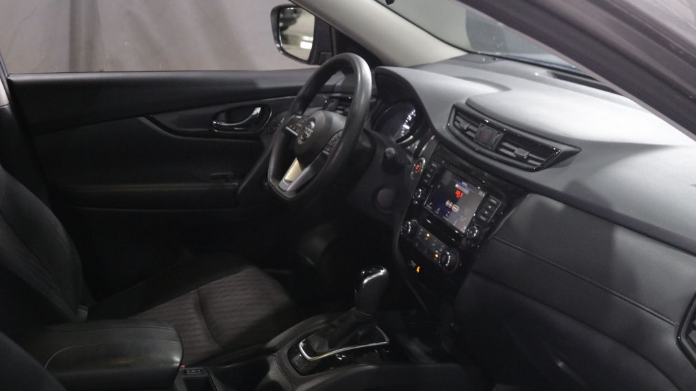 Nissan Rogue SV 2019 d&rsquo;occasion à vendre - 24