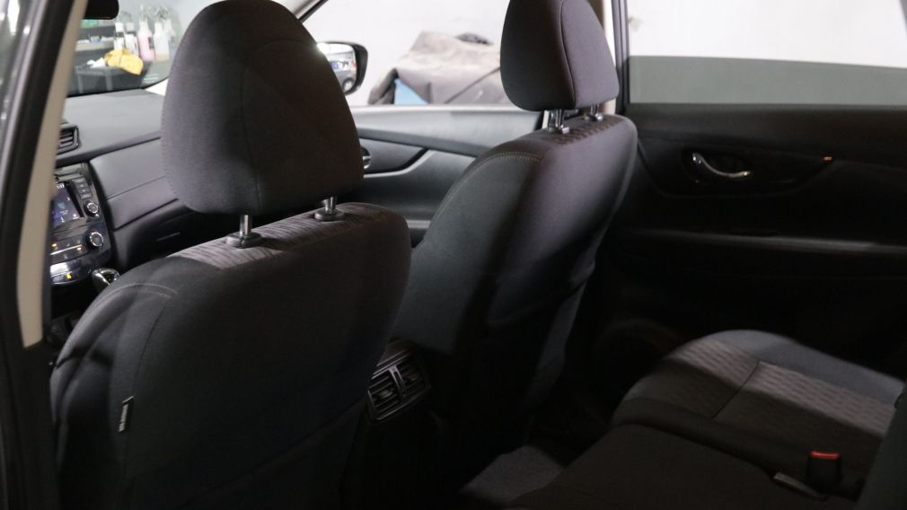 Nissan Rogue SV 2019 d&rsquo;occasion à vendre - 21