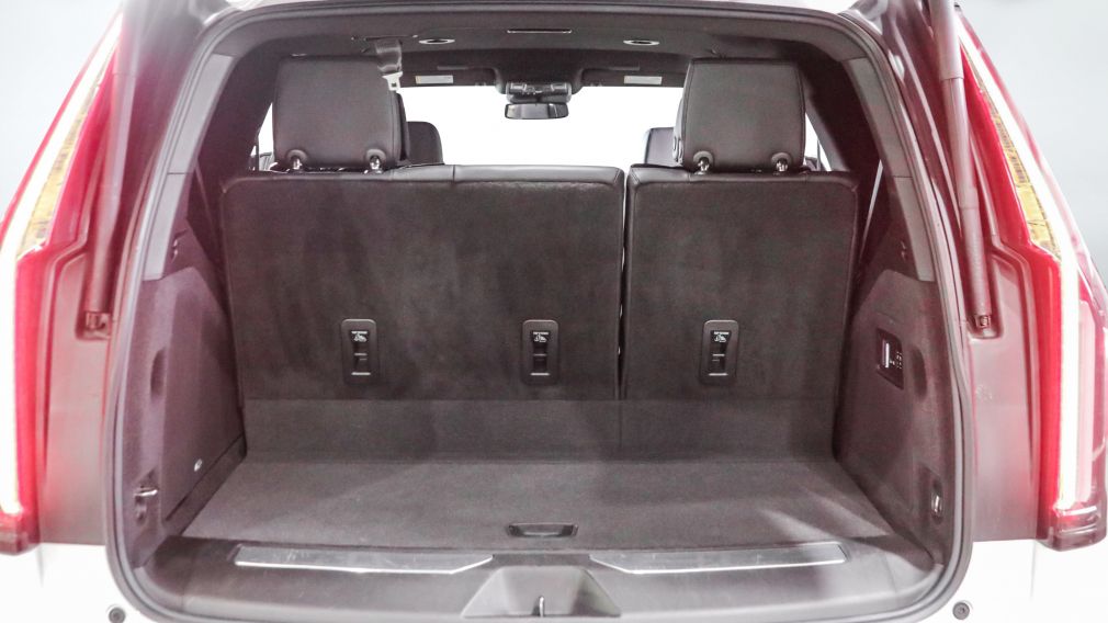 Cadillac Escalade Luxury 2022 d&rsquo;occasion à vendre - 24
