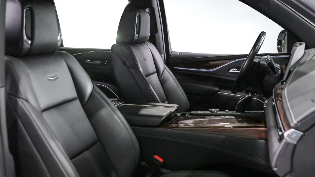Cadillac Escalade Luxury 2022 d&rsquo;occasion à vendre - 28