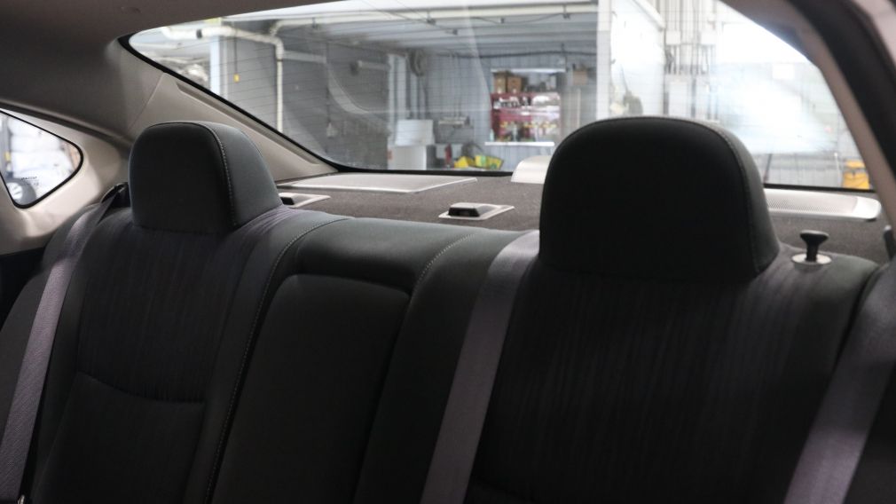 Nissan Sentra S 2019 d&rsquo;occasion à vendre - 7