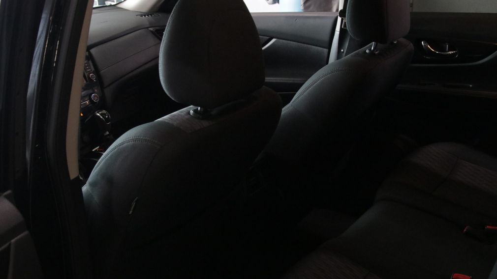 Nissan Rogue SV 2019 d&rsquo;occasion à vendre - 19