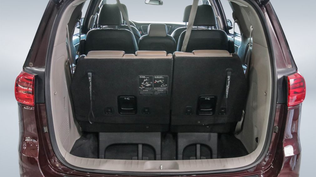 Kia Sedona SX+ 2019 d&rsquo;occasion à vendre - 24