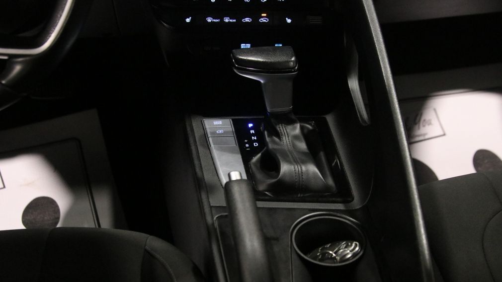 Hyundai Elantra Preferred 2024 d&rsquo;occasion à vendre - 20