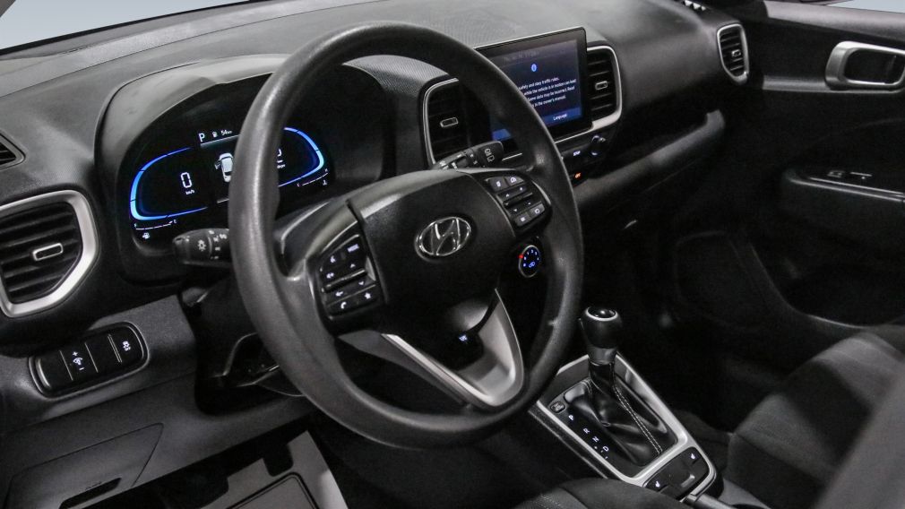 Hyundai Venue Essential 2024 d&rsquo;occasion à vendre - 9