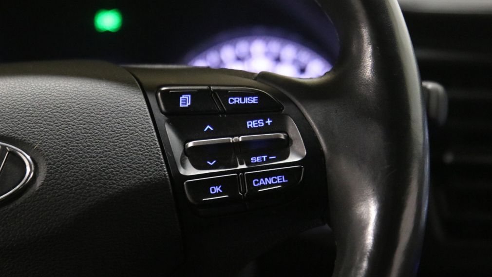 Hyundai Elantra Preferred w/Sun & Safety Package 2020 d&rsquo;occasion à vendre - 16