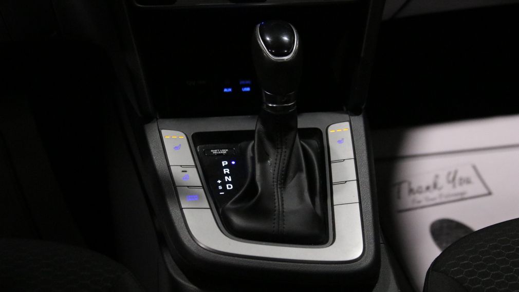 Hyundai Elantra Preferred w/Sun & Safety Package 2020 d&rsquo;occasion à vendre - 20