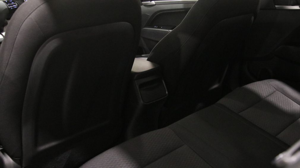 Hyundai Elantra Preferred w/Sun & Safety Package 2020 d&rsquo;occasion à vendre - 21