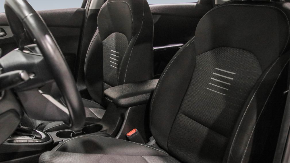 Kia Forte LX 2021 d&rsquo;occasion à vendre - 10