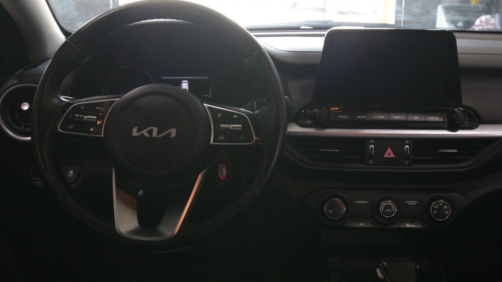 Kia Forte5 EX 2022 d&rsquo;occasion à vendre - 10
