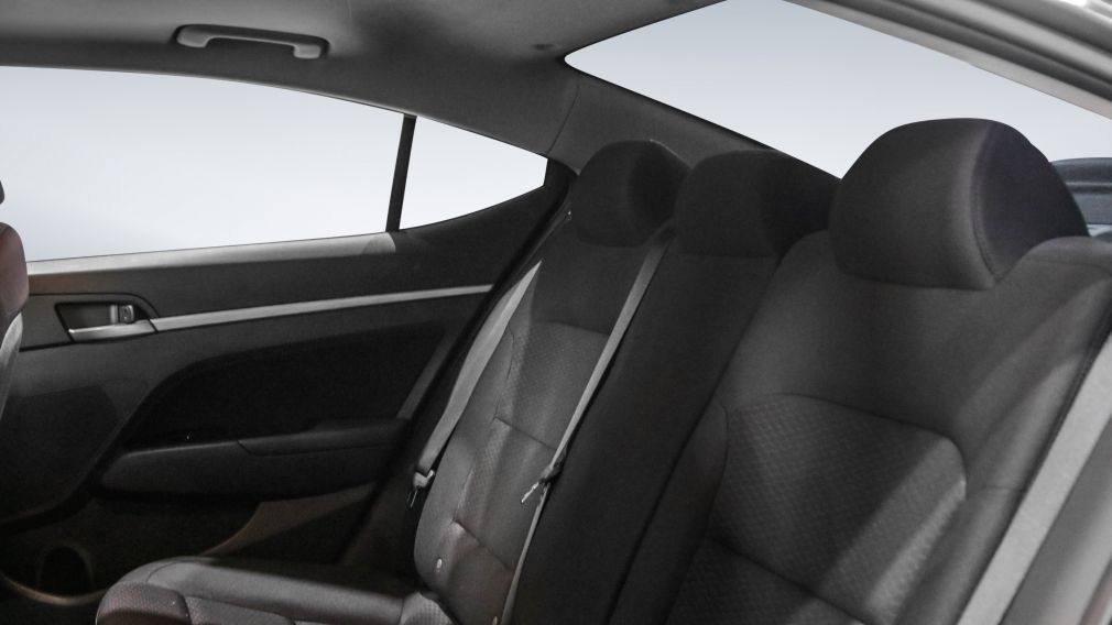 Hyundai Elantra Preferred w/Sun & Safety Package 2020 d&rsquo;occasion à vendre - 18