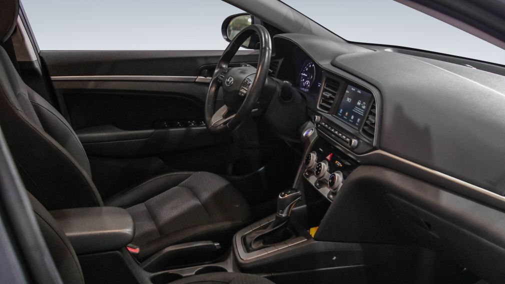 Hyundai Elantra Preferred w/Sun & Safety Package 2020 d&rsquo;occasion à vendre - 21