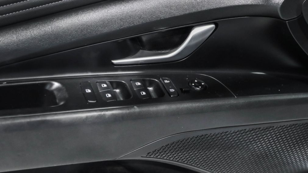 Hyundai Elantra Preferred 2021 d&rsquo;occasion à vendre - 11