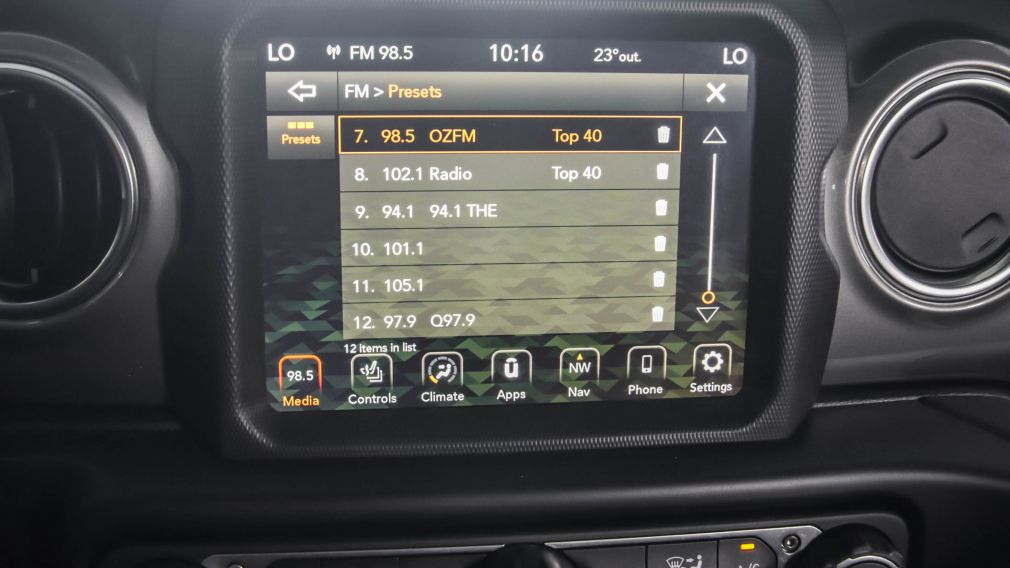 Jeep Wrangler Unlimited Sahara 2022 d&rsquo;occasion à vendre - 9