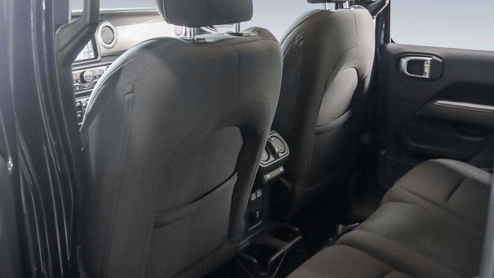 Jeep Wrangler Unlimited Sahara 2022 d&rsquo;occasion à vendre - 18