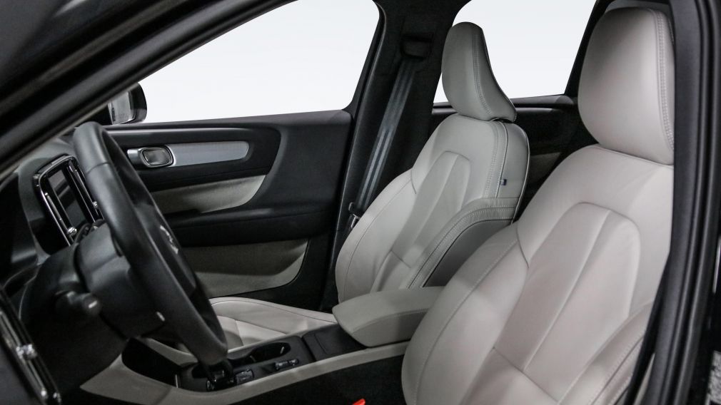 Volvo XC40 Momentum 2022 d&rsquo;occasion à vendre - 8