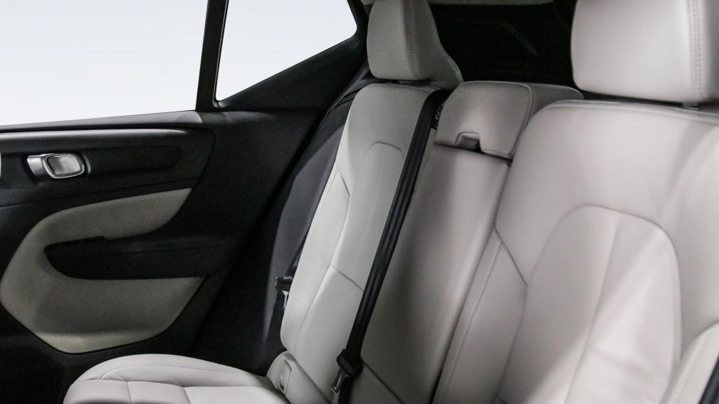 Volvo XC40 Momentum 2022 d&rsquo;occasion à vendre - 19