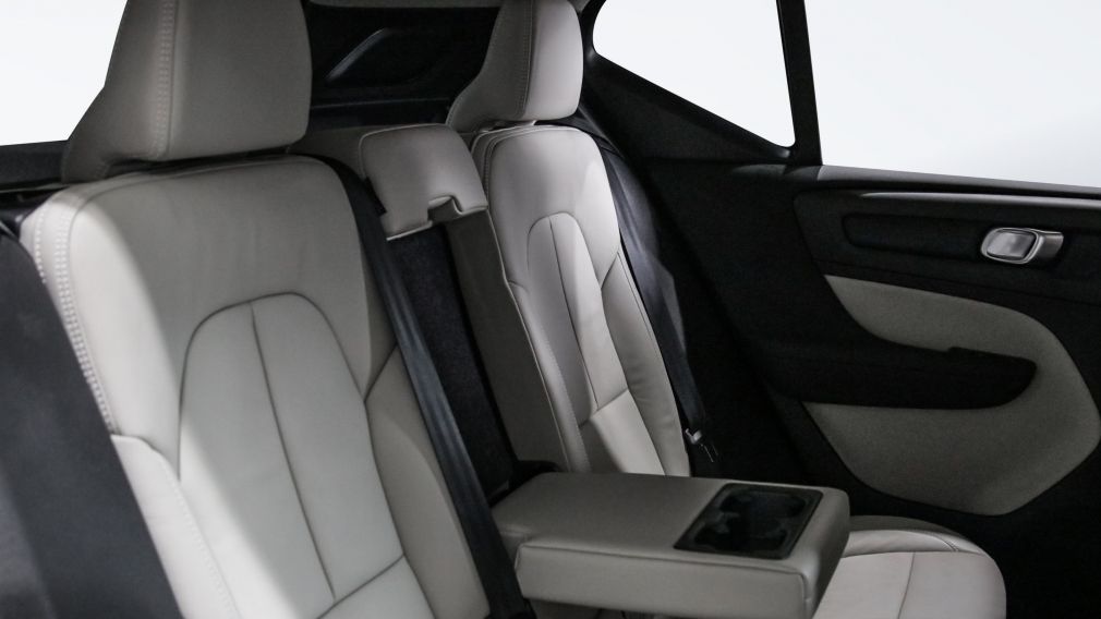 Volvo XC40 Momentum 2022 d&rsquo;occasion à vendre - 22