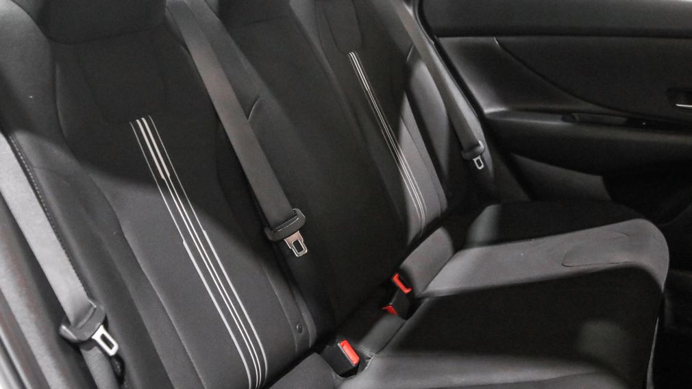 Hyundai Elantra Preferred 2021 d&rsquo;occasion à vendre - 21