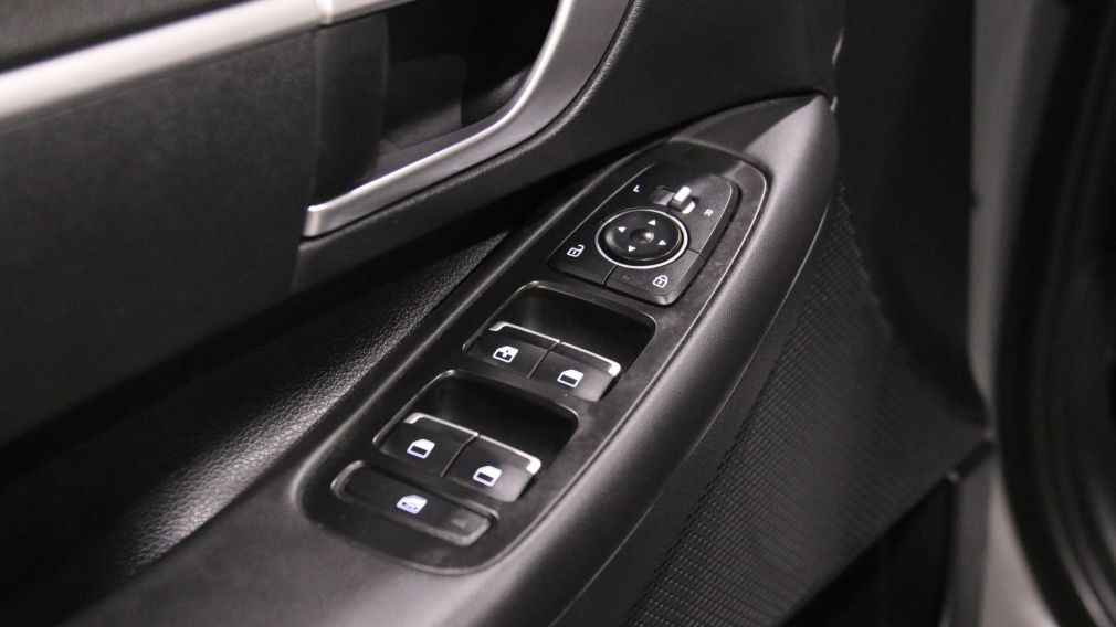 Hyundai Sonata Preferred 2023 d&rsquo;occasion à vendre - 3