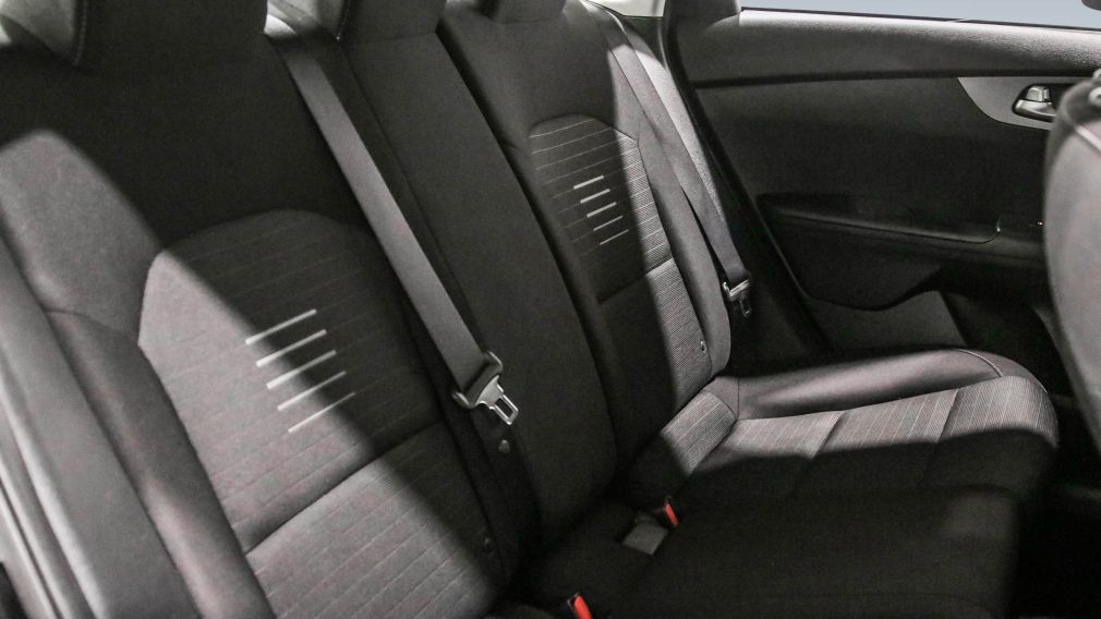 Kia Forte LX 2020 d&rsquo;occasion à vendre - 23